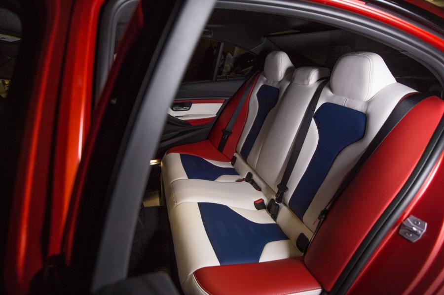 Интерьер BMW M3 30 Years American Edition 2017 года  (фото 27 из 34)